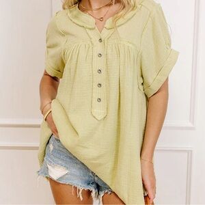 Impressions Vista Views Oversized Gauze Top in Lime Punch